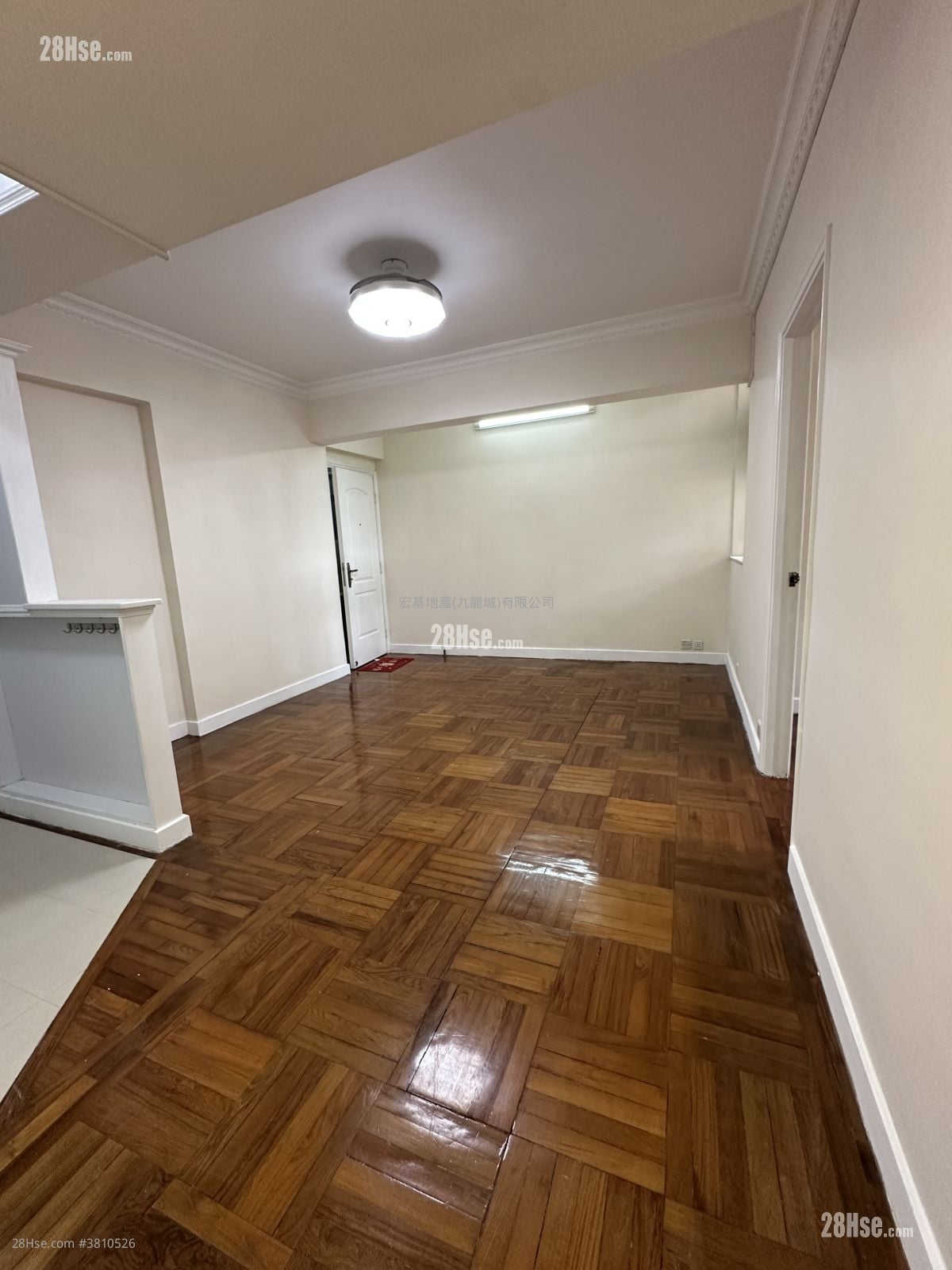 單幢樓房 租盤 3 房 , 2 浴室 570 平方呎