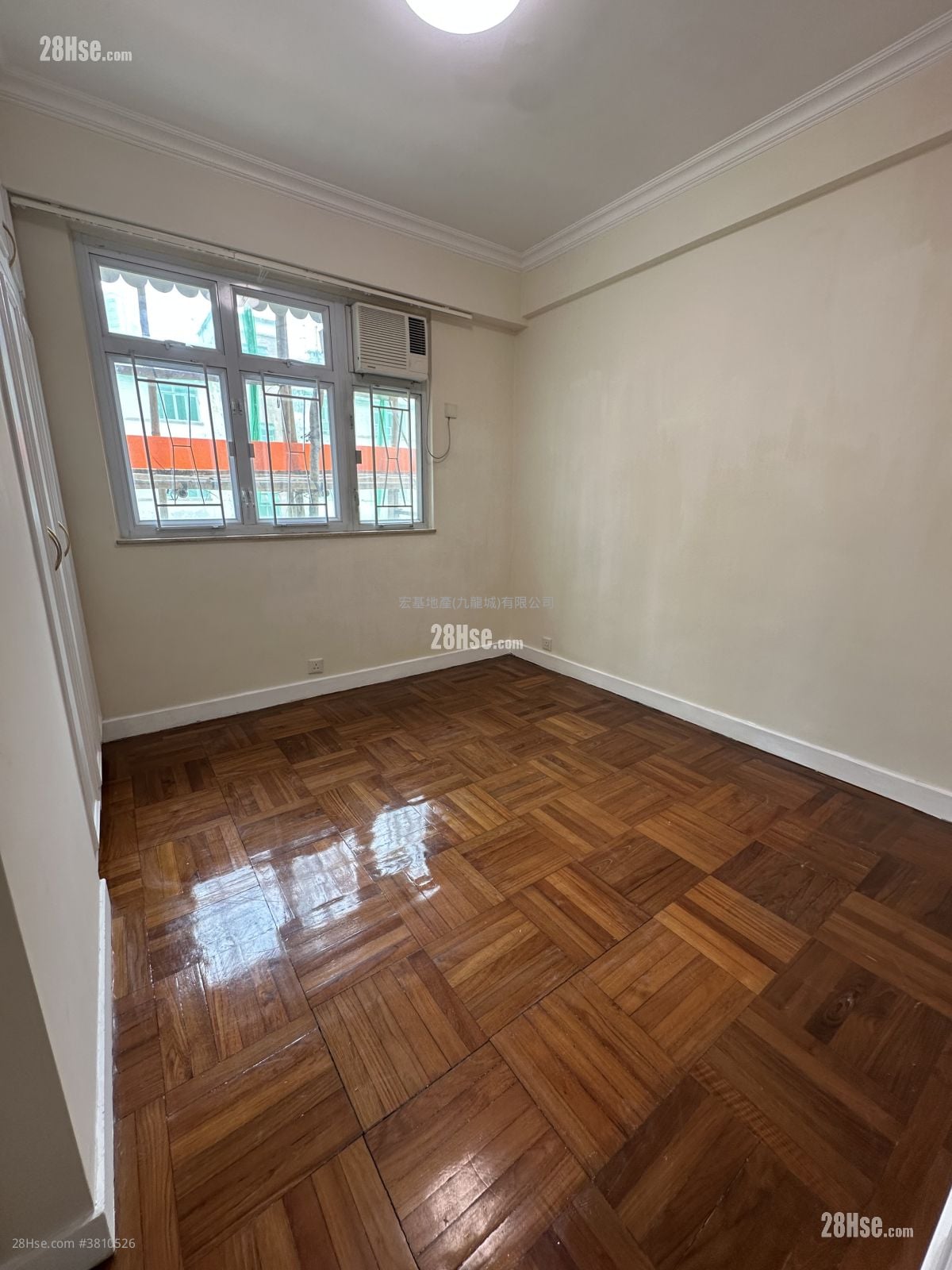 單幢樓房 租盤 3 房 , 2 浴室 570 平方呎