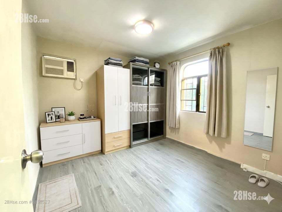 村屋 售盘 2 房 , 1 浴室