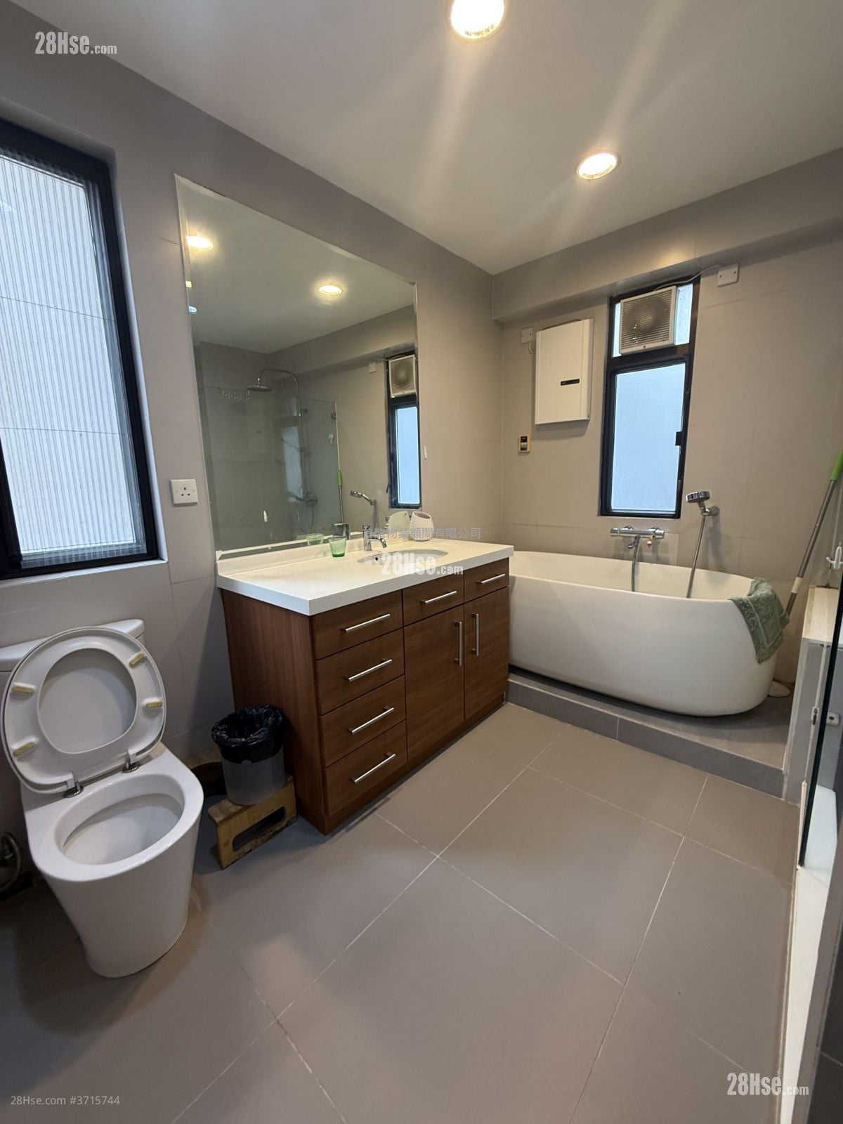 宜新大厦 租盘 1 房 , 1 浴室 720 平方尺