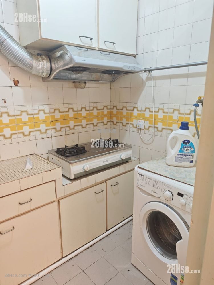 Hunghom Bay Centre Rental 2 Bedrooms , 1 Bathroom 411 ft²