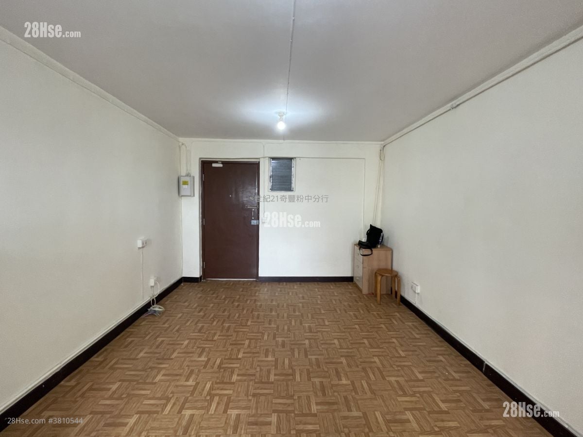 Cheung Wah Estate Sell Studio , 1 Bathroom 277 ft²
