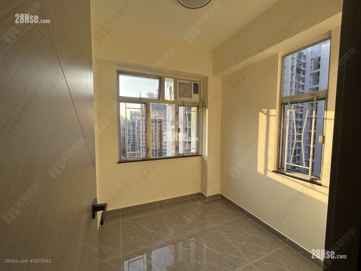 金马大厦 售盘 2 房 , 1 浴室 296 平方尺