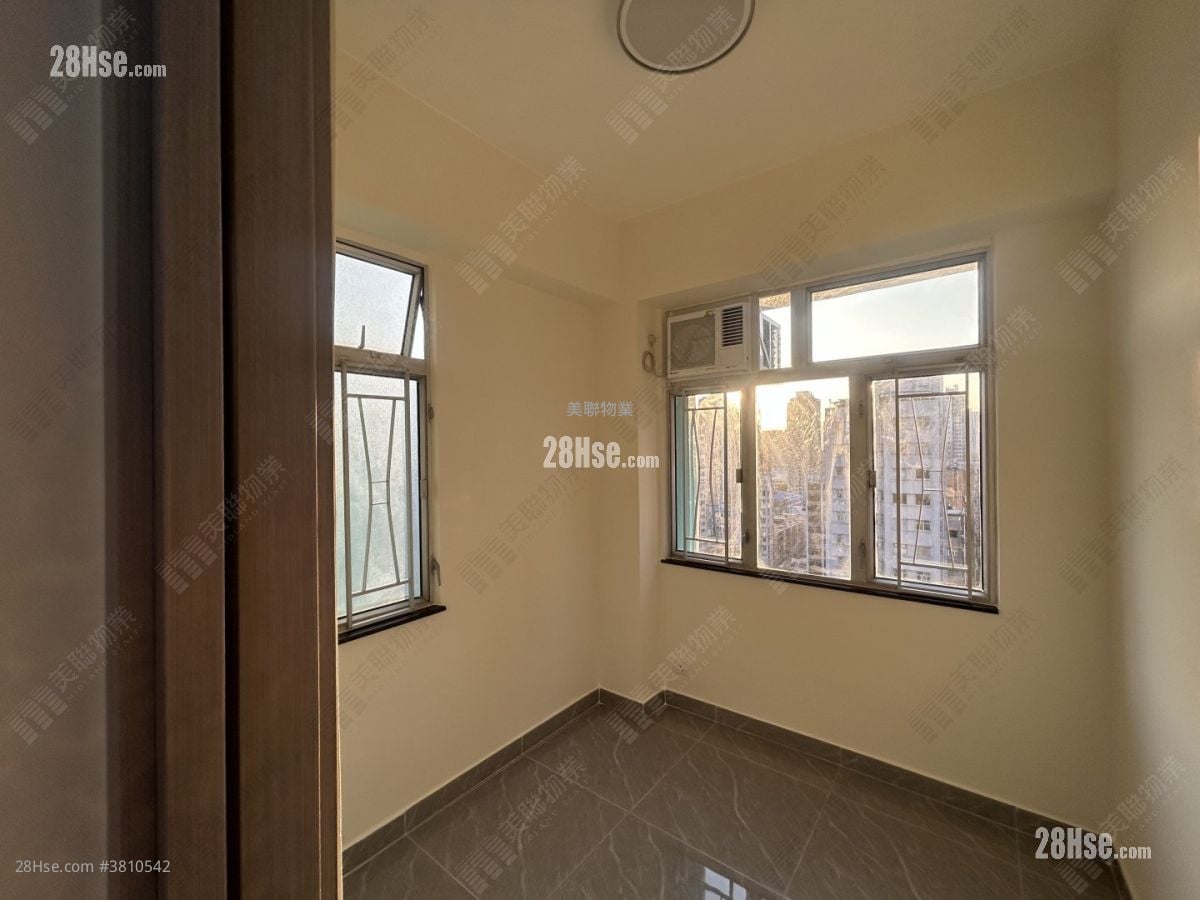 金马大厦 售盘 2 房 , 1 浴室 296 平方尺