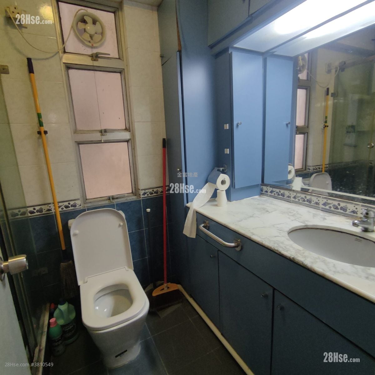 Neptune Terrace Sell 2 Bedrooms , 1 Bathroom 588 ft²