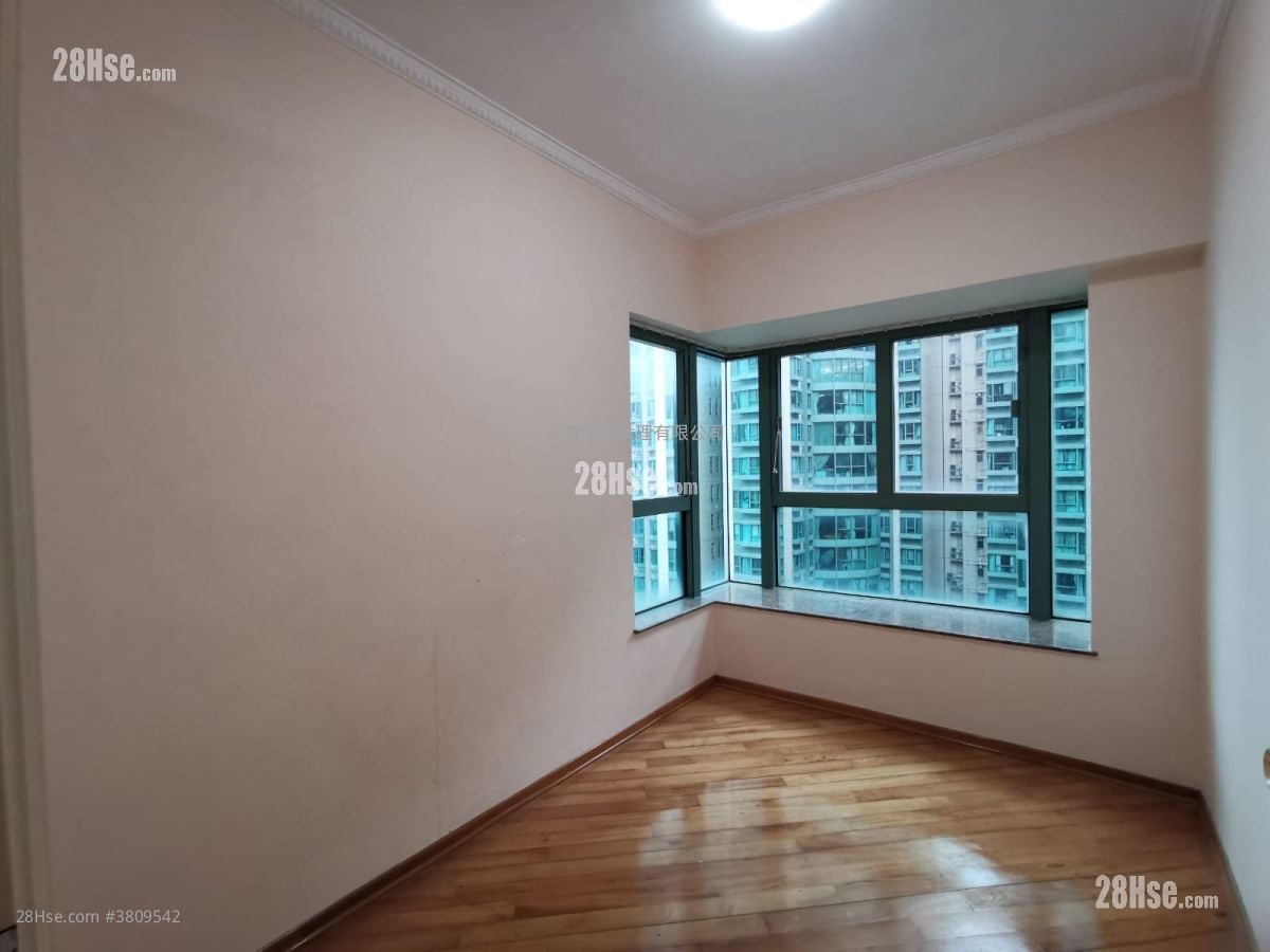 海逸豪园 售盘 3 房 , 2 浴室 829 平方尺