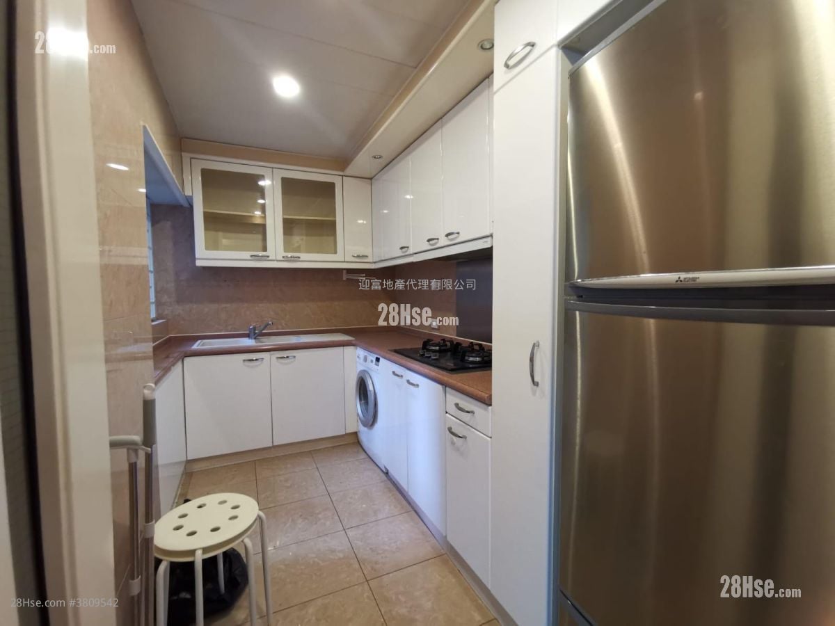 海逸豪园 售盘 3 房 , 2 浴室 829 平方尺