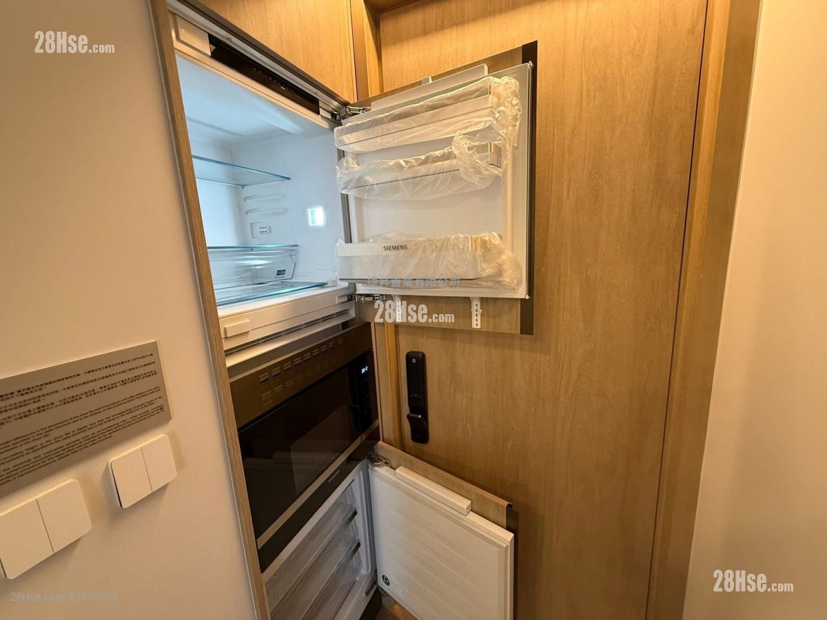 The Vantage Sell 2 Bedrooms , 1 Bathroom 391 ft²