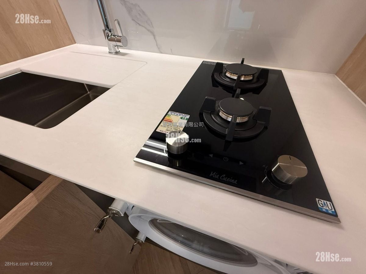 The Vantage Sell 2 Bedrooms , 1 Bathroom 391 ft²