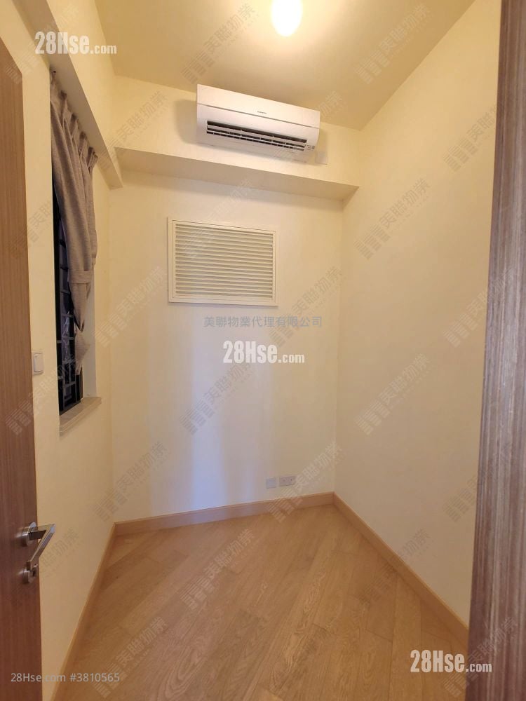 Grand Yoho Sell 3 Bedrooms , 1 Bathroom 592 ft²