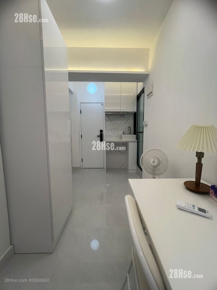 Man Cheong Building Rental Studio , 1 Bathroom 140 ft²