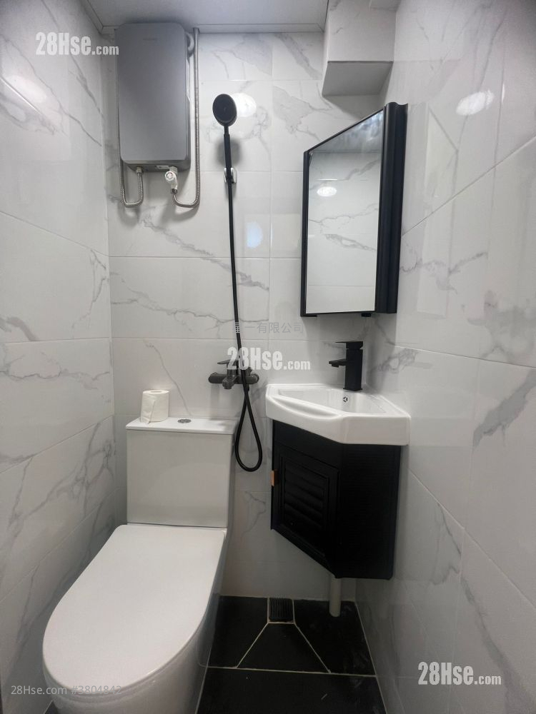 Man Cheong Building Rental Studio , 1 Bathroom 140 ft²