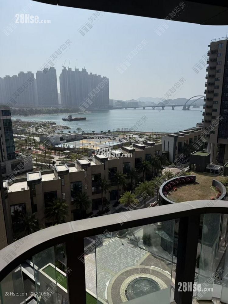 Alto Residences Sell 2 Bedrooms , 1 Bathroom 584 ft²