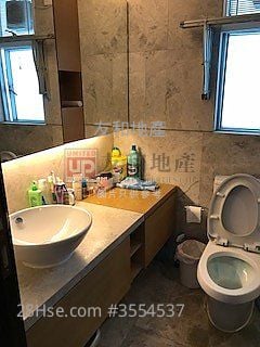 Billionnaire Royale Rental 3 Bedrooms , 2 Bathrooms 856 ft²