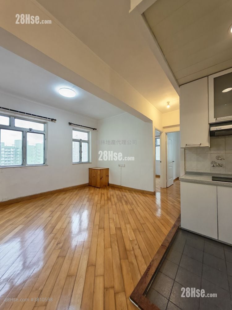 Connie Towers Rental 2 Bedrooms , 1 Bathroom 451 ft²