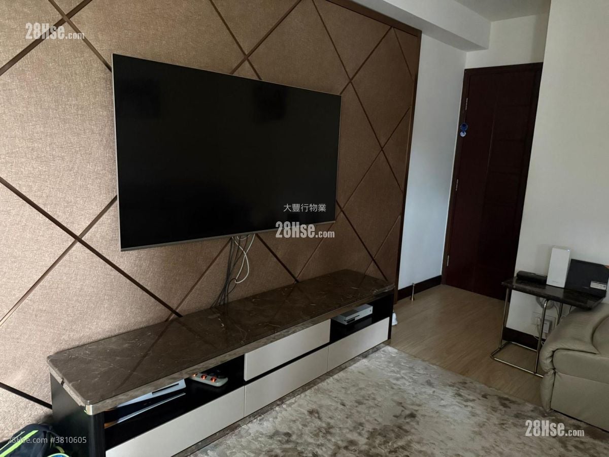 龍騰閣 租盤 3 房 , 2 浴室 746 平方呎