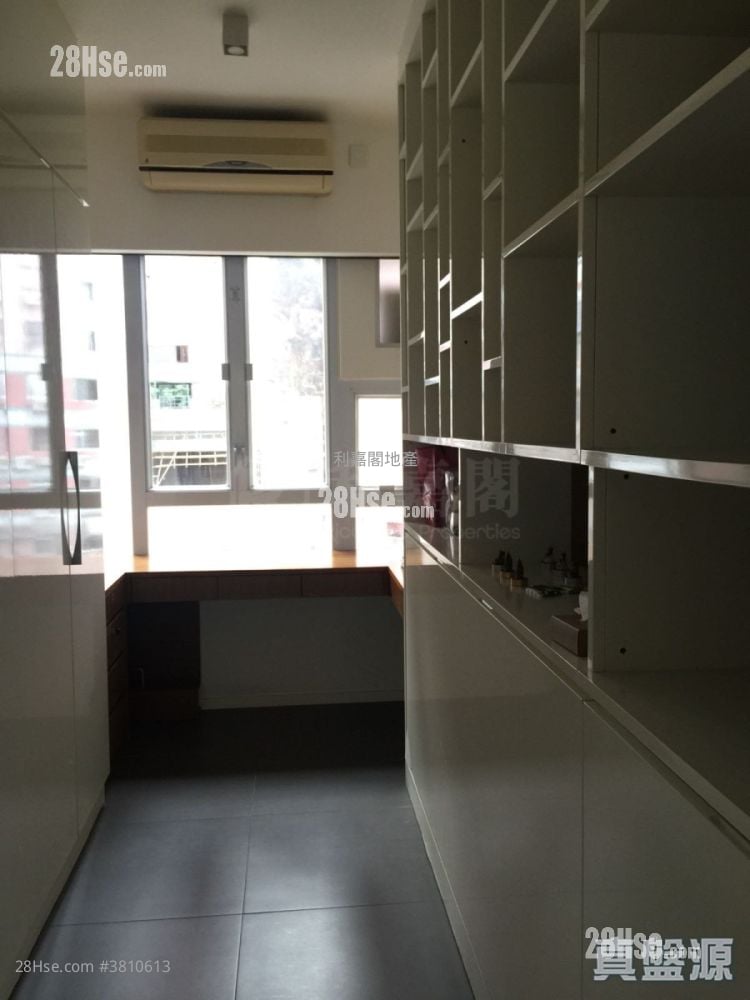 海景台 售盘 2 房 , 1 浴室 730 平方尺