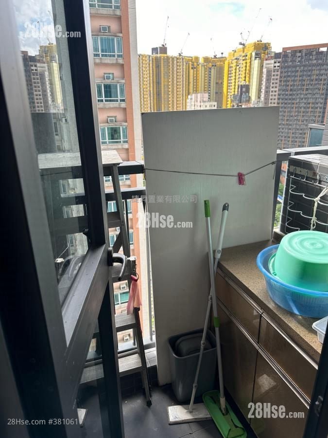 Metro 6 Sell 2 Bedrooms , 1 Bathroom 423 ft²