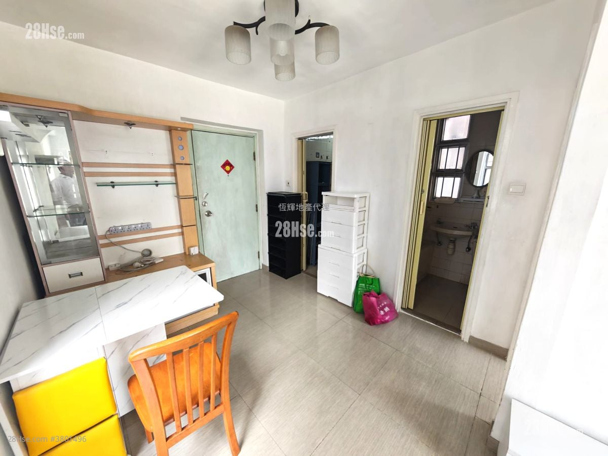 富来花园 租盘 2 房 , 1 浴室 302 平方尺