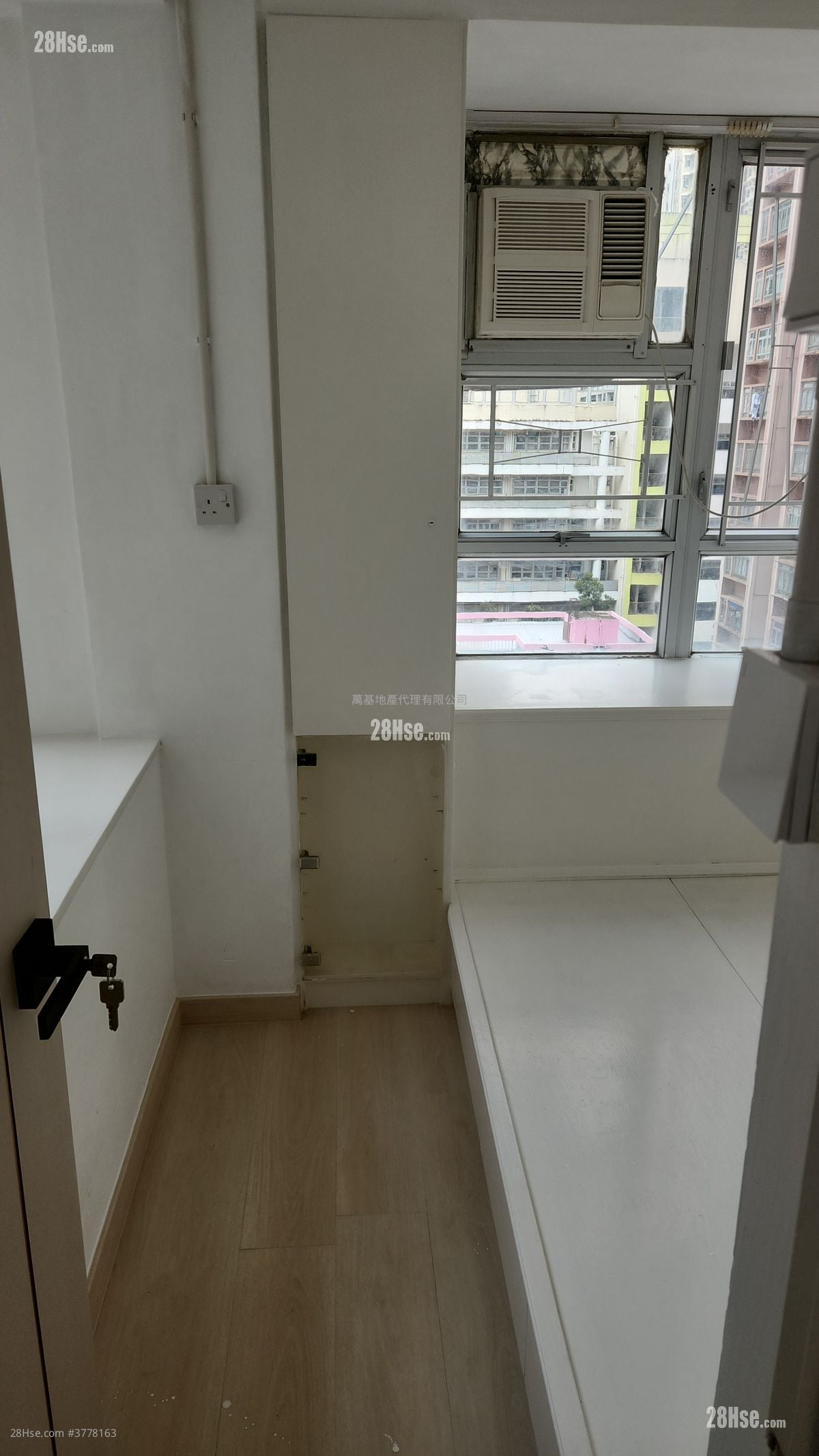 永宁大厦(顺宁道) 租盘 2 房 221 平方尺