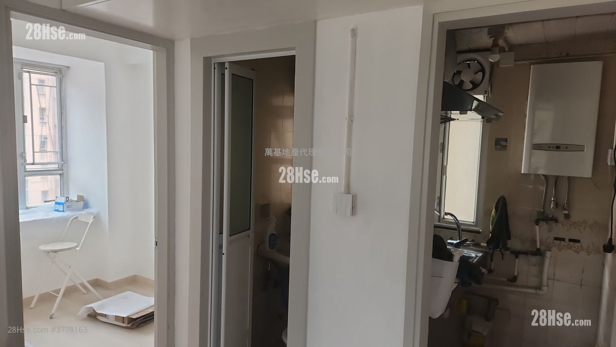 永宁大厦(顺宁道) 租盘 2 房 221 平方尺