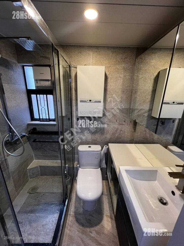 聚龍居 售盤 3 房 , 2 浴室 942 平方呎