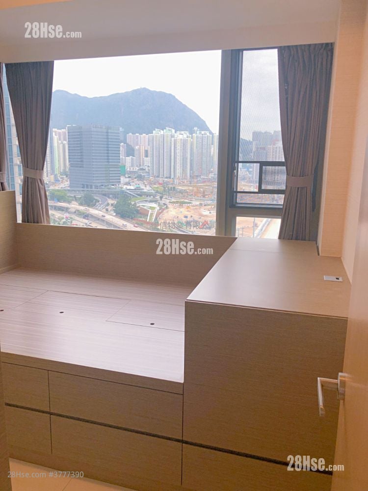 Apartment Sell 1 Bedroom , 1 Bathroom 253 ft²