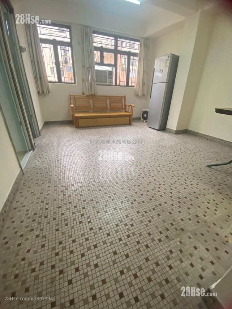 唐楼 租盘 1 房 , 1 浴室 380 平方尺