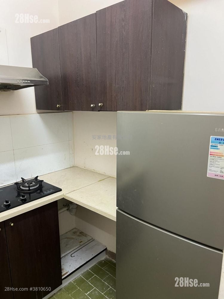Chung Hing Building Rental 1 Bedroom , 1 Bathroom 372 ft²