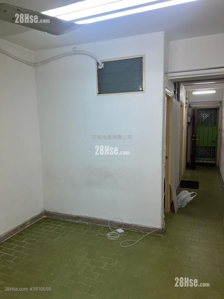 Chung Hing Building Rental 1 Bedroom , 1 Bathroom 372 ft²