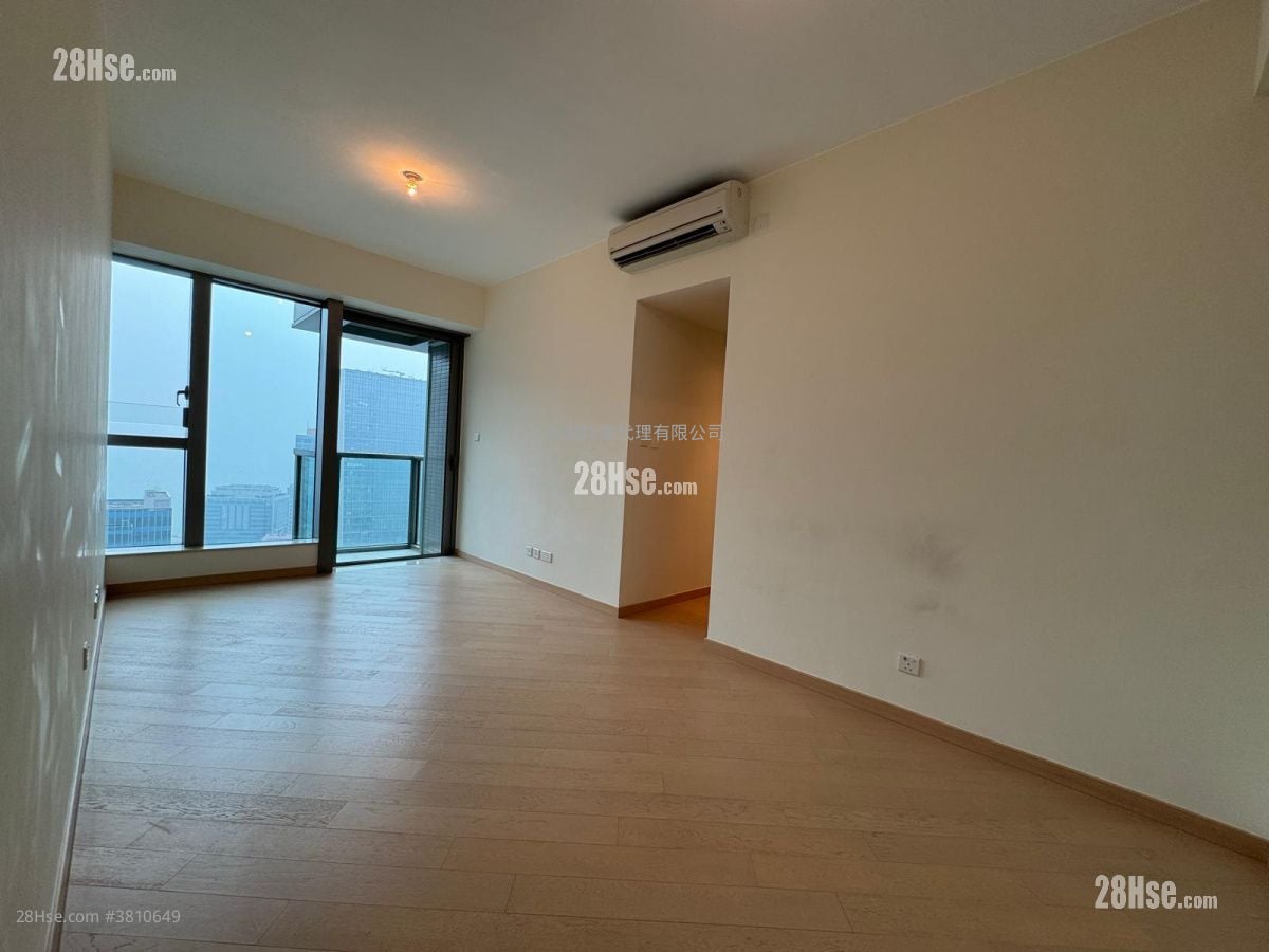 Grand Central Rental 2 Bedrooms , 1 Bathroom 595 ft²