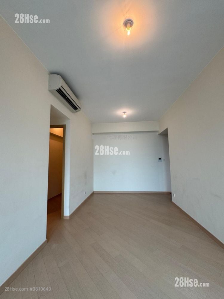 Grand Central Rental 2 Bedrooms , 1 Bathroom 595 ft²