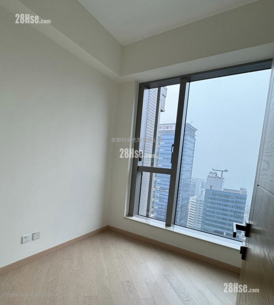 Grand Central Rental 2 Bedrooms , 1 Bathroom 595 ft²