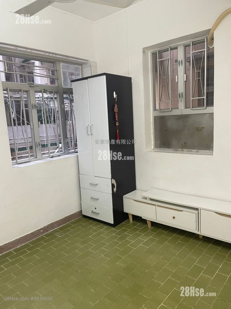 Chung Hing Building Rental 1 Bedroom , 1 Bathroom 372 ft²