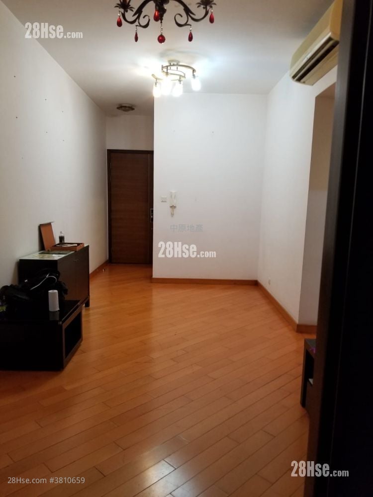 Noble Hill Rental 3 Bedrooms , 1 Bathroom 620 ft²