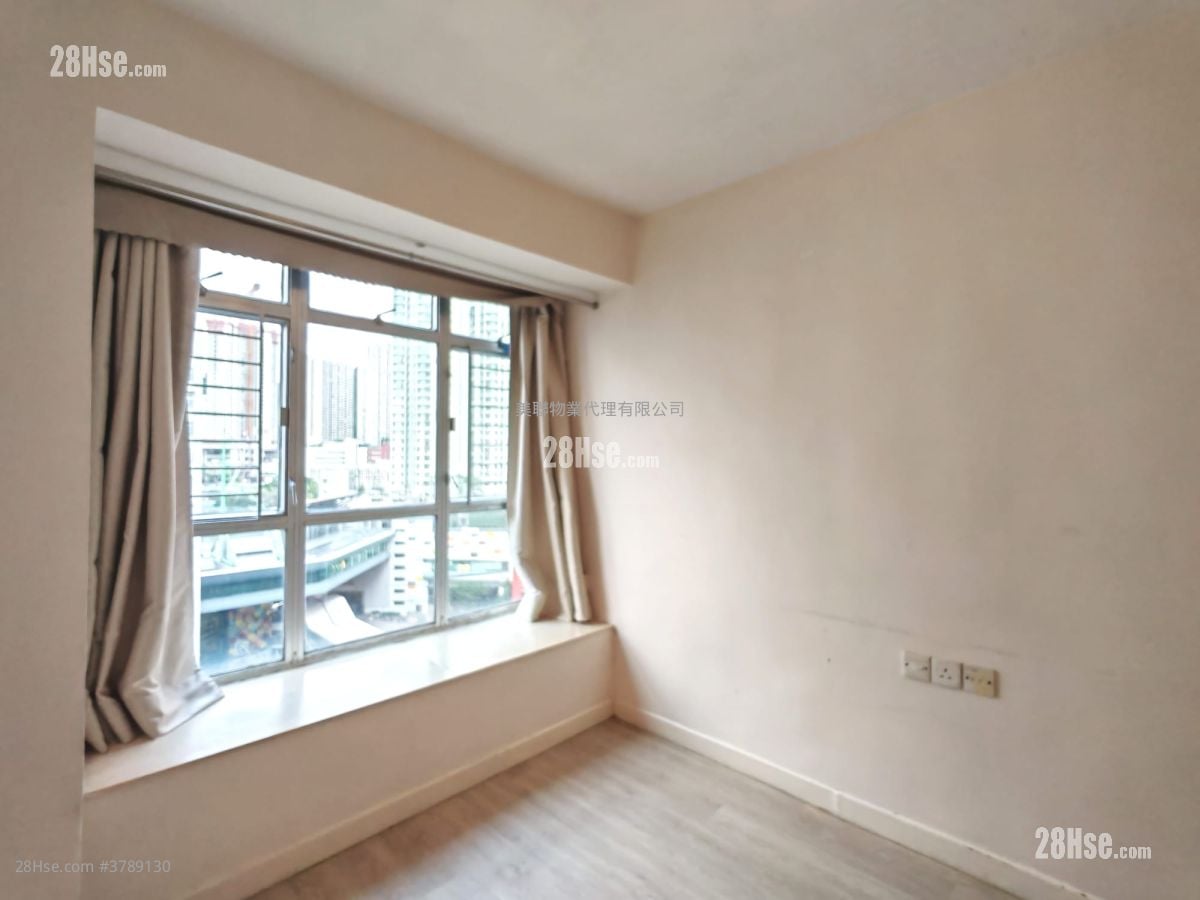 Sceneway Garden Rental 1 Bathroom 537 ft²