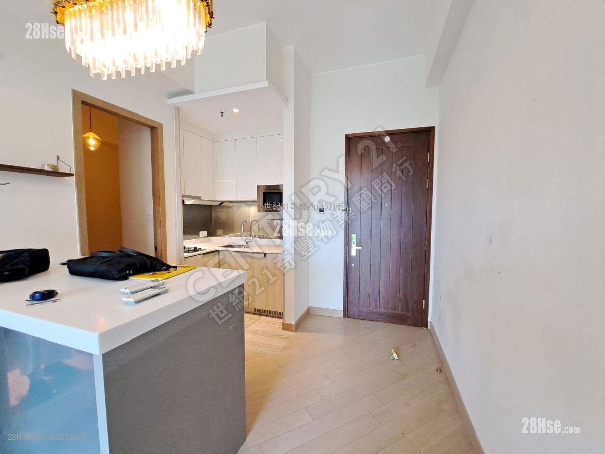 The Mediterranean Sell 2 Bedrooms , 1 Bathroom 525 ft²