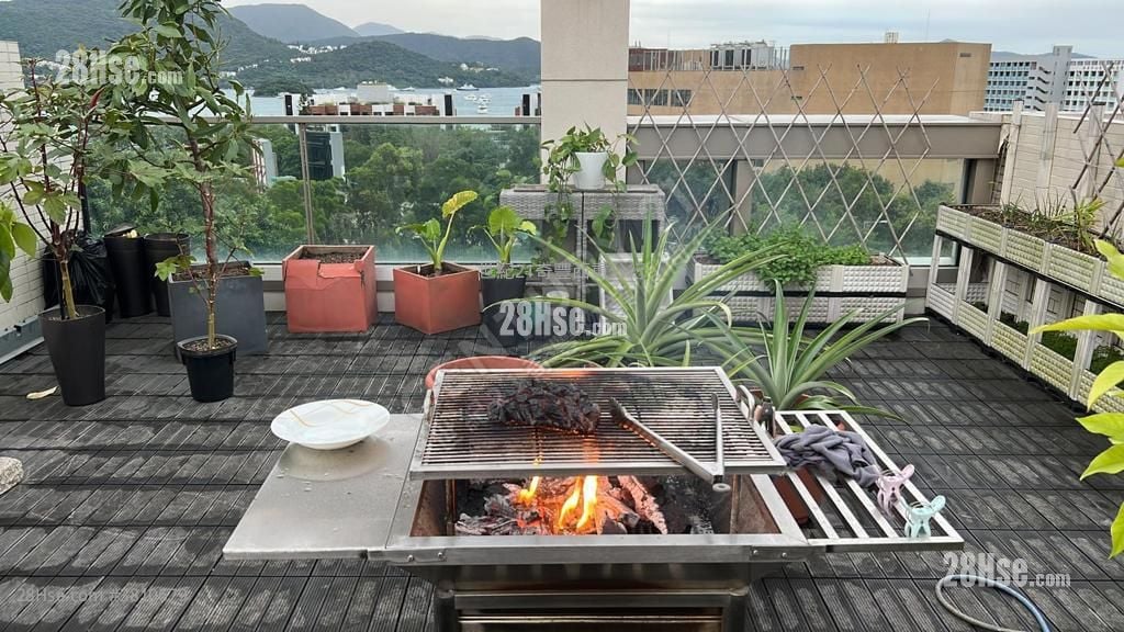 The Mediterranean Sell 2 Bedrooms , 1 Bathroom 525 ft²