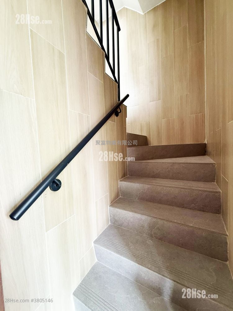 元朗村屋 售盘 2 房 , 1 浴室 521 平方尺