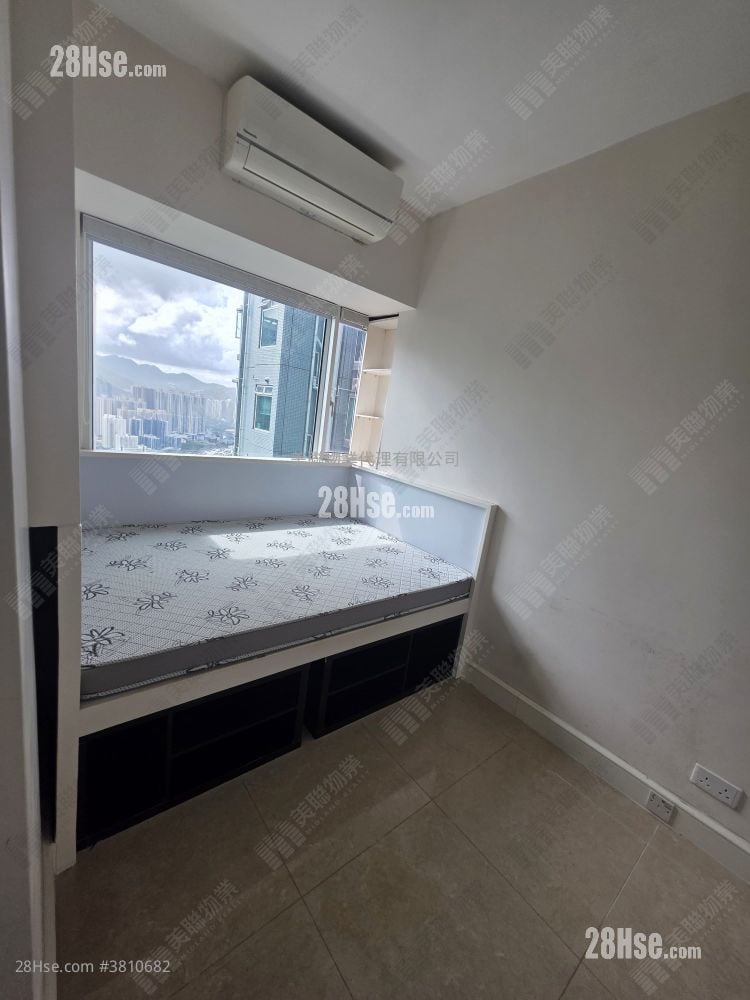 The Capitol Sell 2 Bedrooms , 1 Bathroom 519 ft²