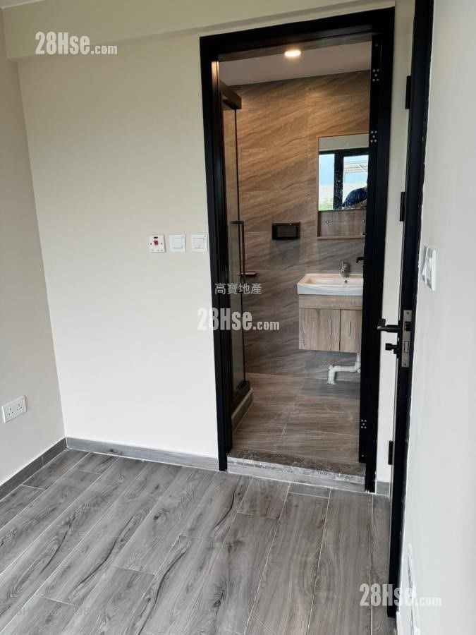 村屋 售盘 3 房 , 2 浴室