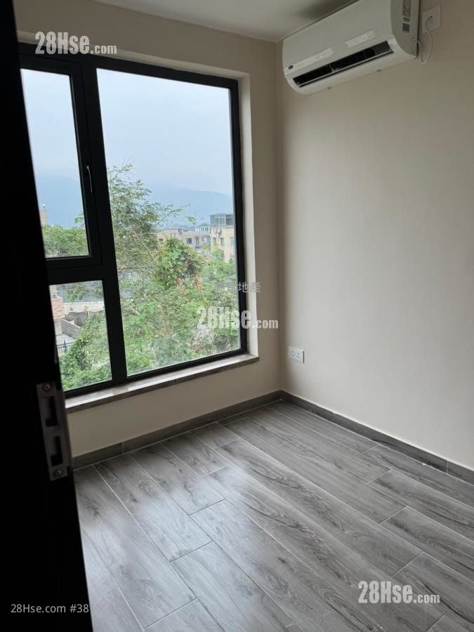 村屋 售盘 3 房 , 2 浴室