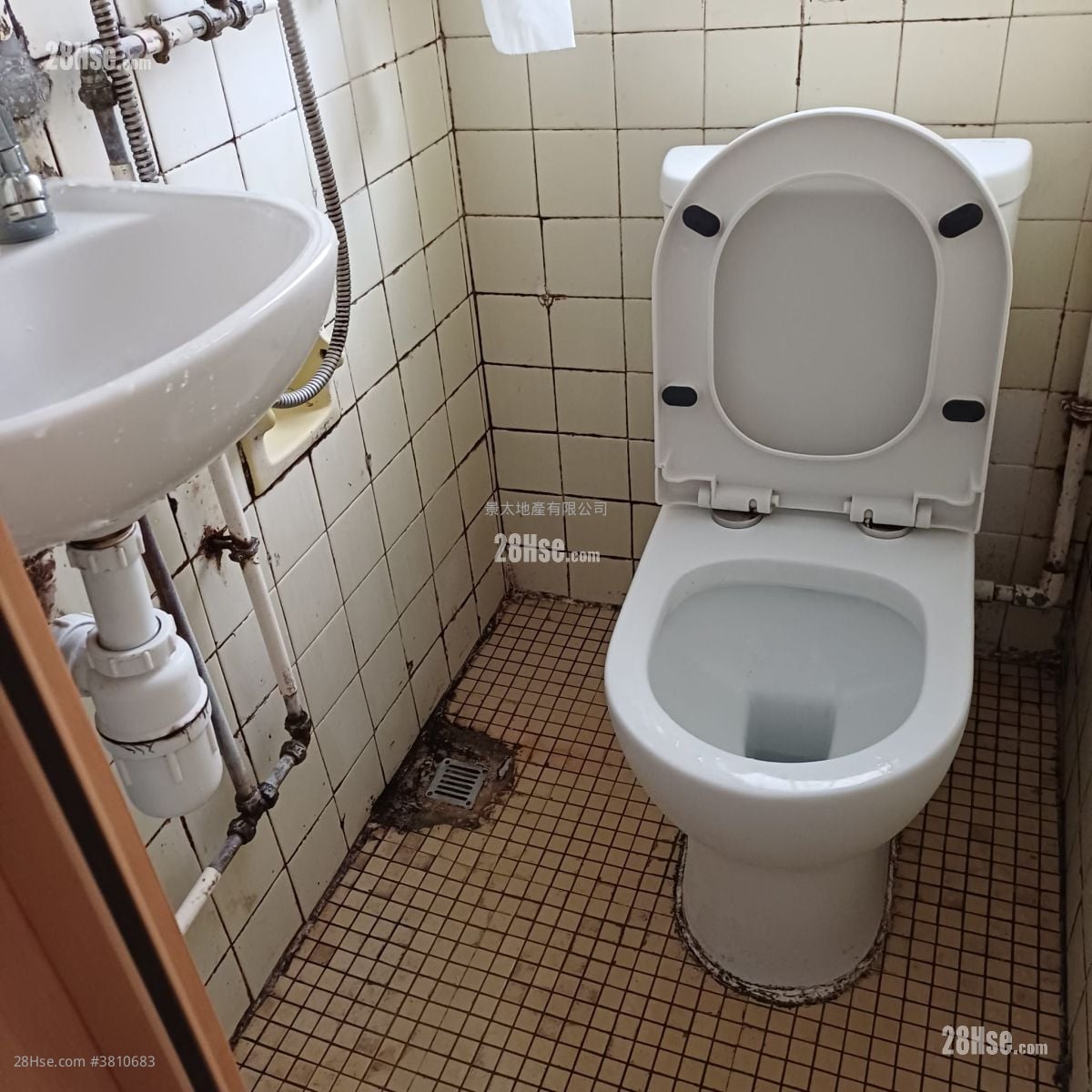 Golden Mansion Sell Studio , 1 Bathroom 144 ft²