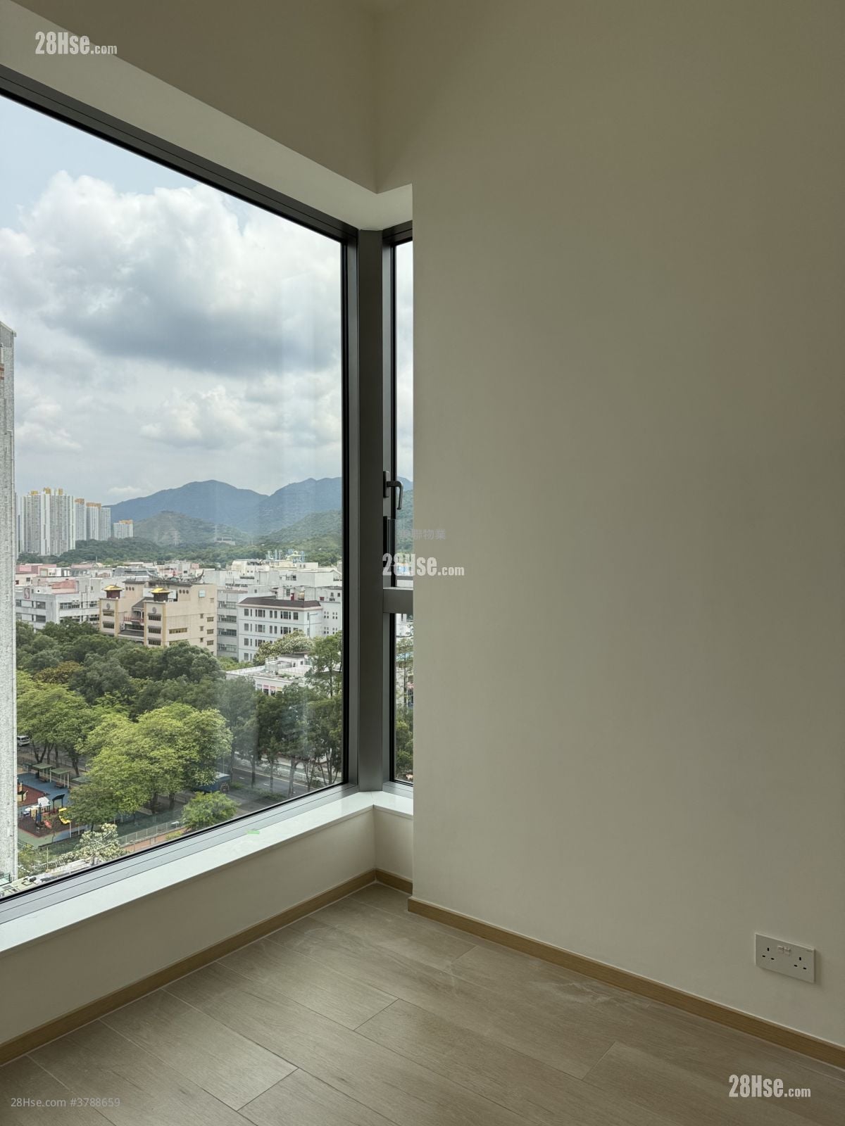 主人房: 北映荟 租盘 1 房 , 1 浴室 288 平方尺