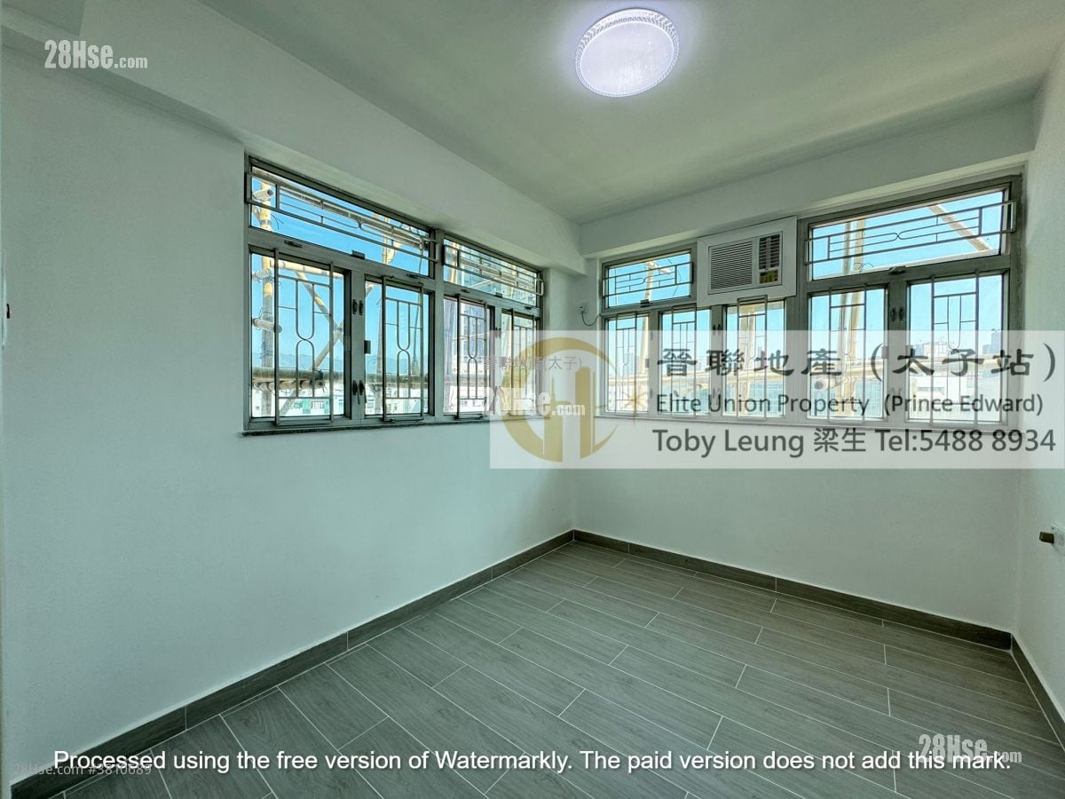 Cheung Shing Building Sell 2 Bedrooms , 1 Bathroom 498 ft²