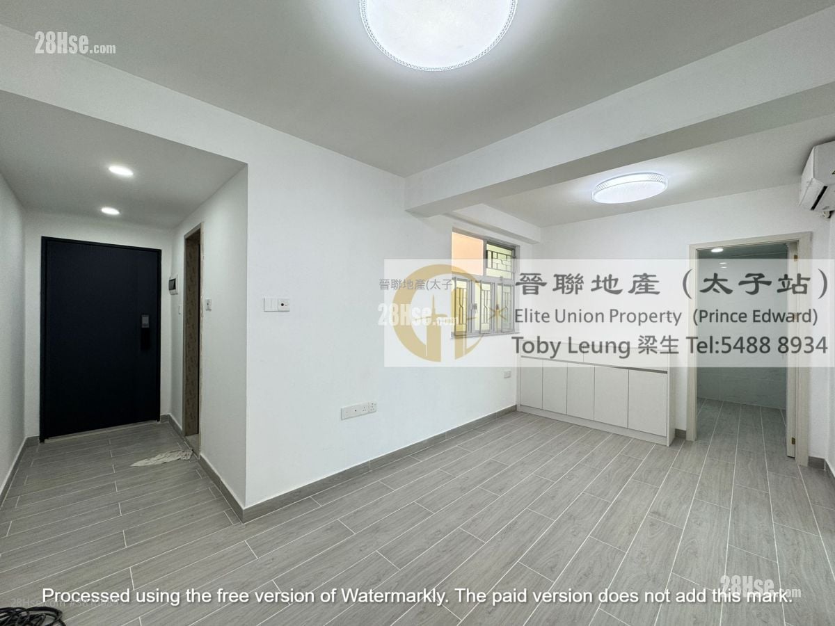 Cheung Shing Building Sell 2 Bedrooms , 1 Bathroom 498 ft²