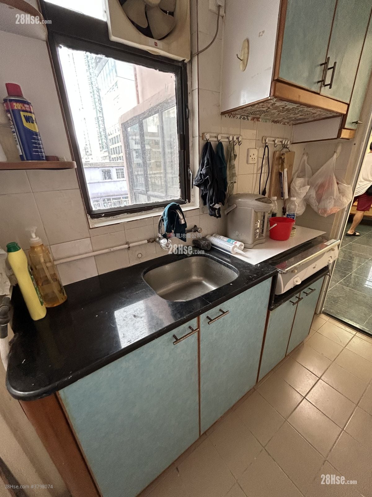 On Ying Mansion Rental 2 Bedrooms , 1 Bathroom 230 ft²