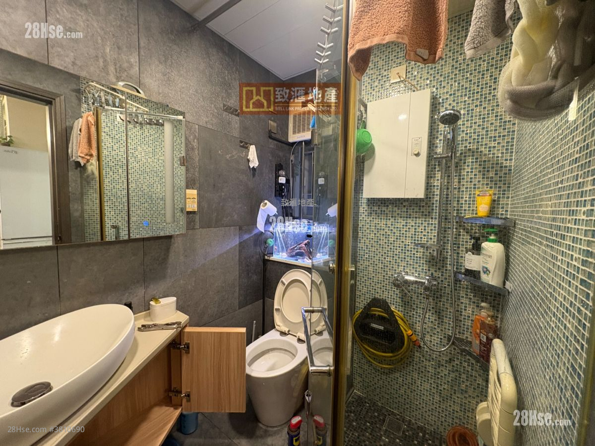 Sheung Chui Court Sell 2 Bedrooms 511 ft²