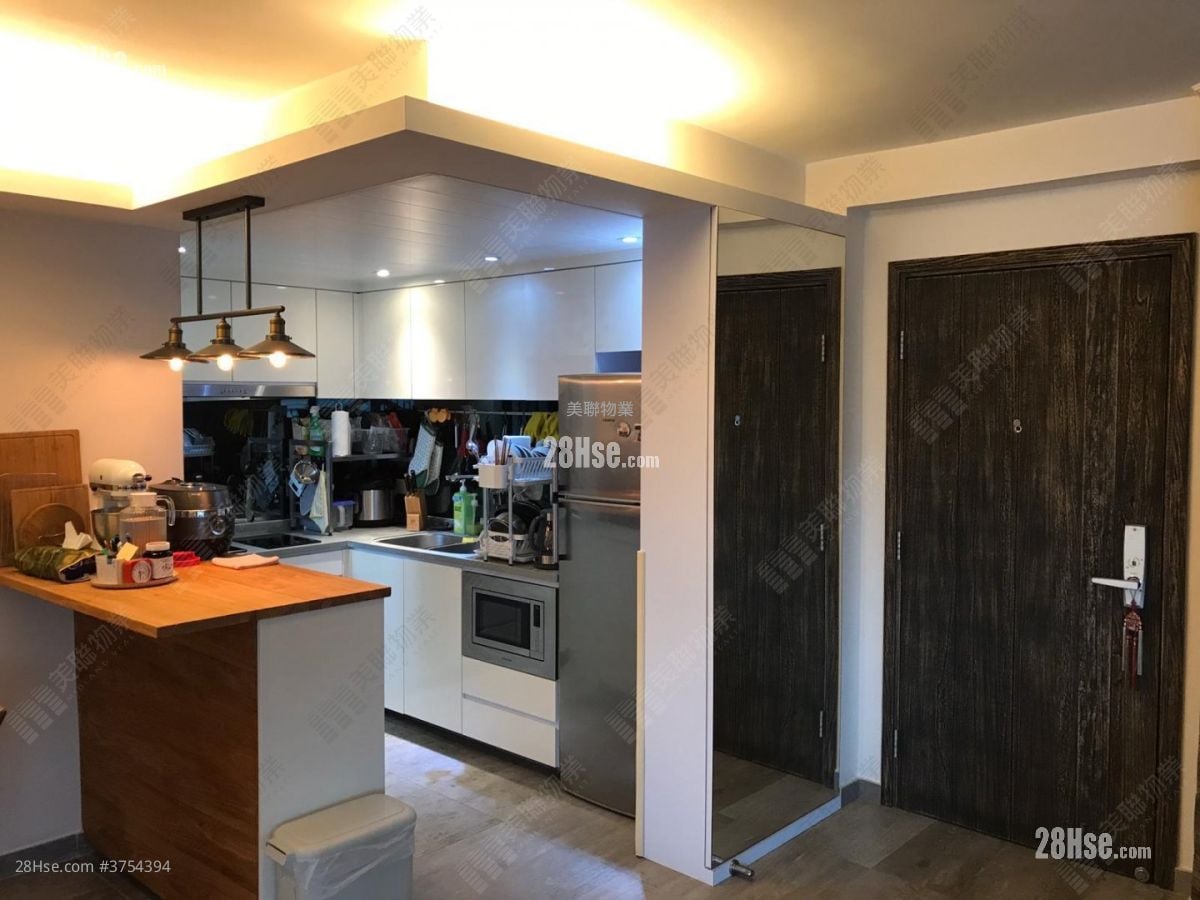 康怡花园 售盘 3 房 , 1 浴室 596 平方尺