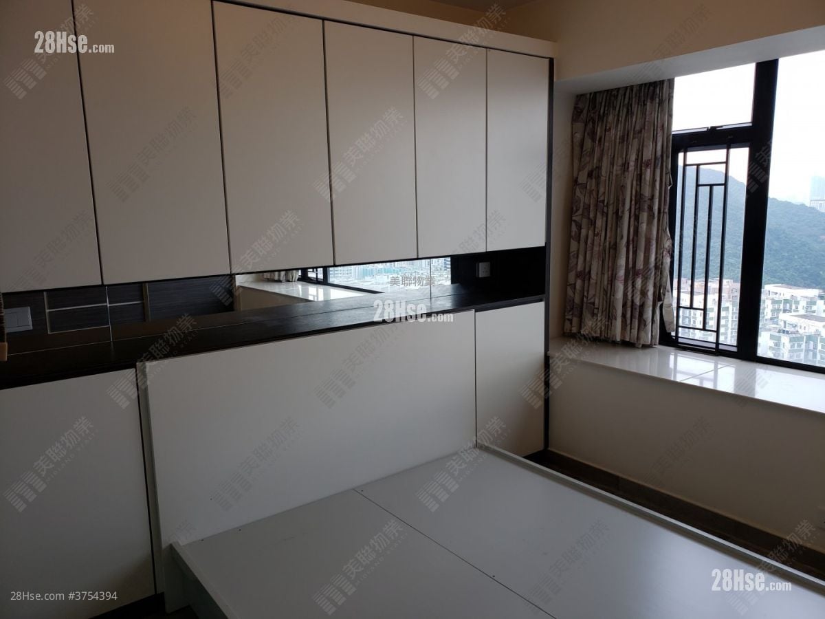 康怡花园 售盘 3 房 , 1 浴室 596 平方尺